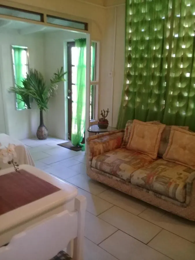 De Loft Hotel Christ Church 0*,  Barbados